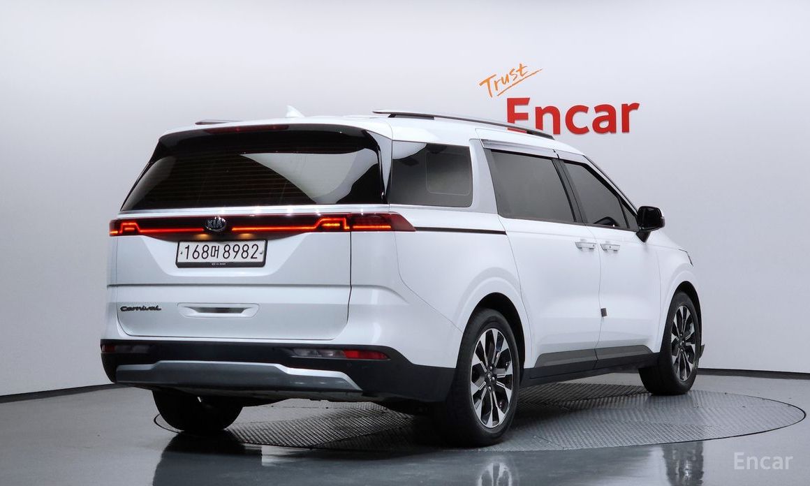  Kia Canival