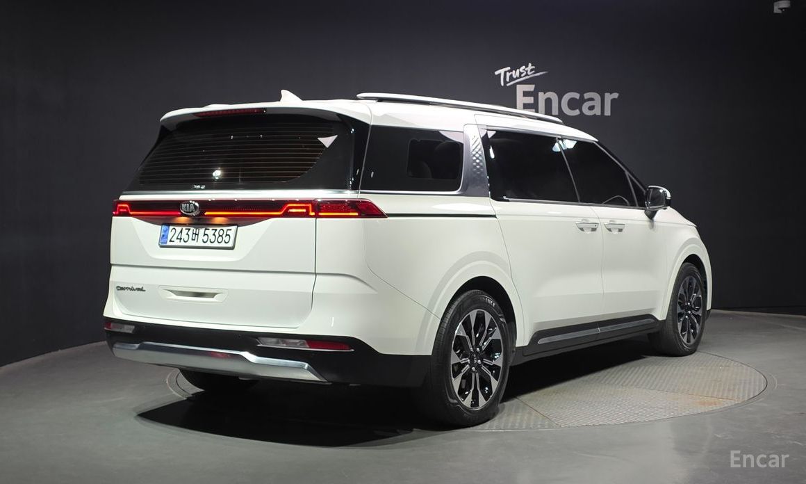  Kia Canival
