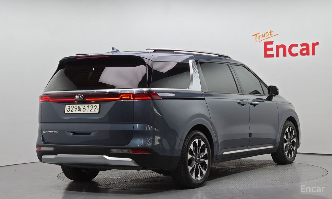  Kia Canival