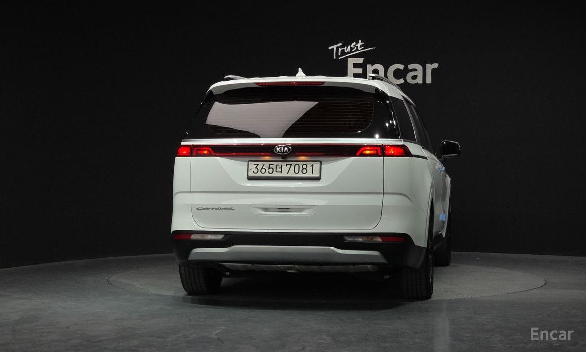  Kia Canival