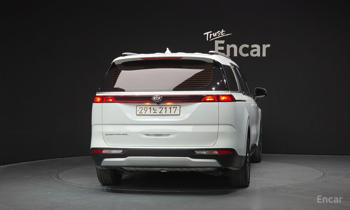  Kia Canival