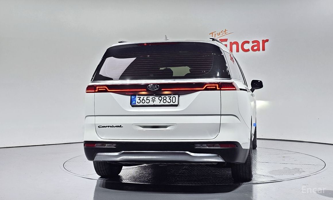  Kia Canival