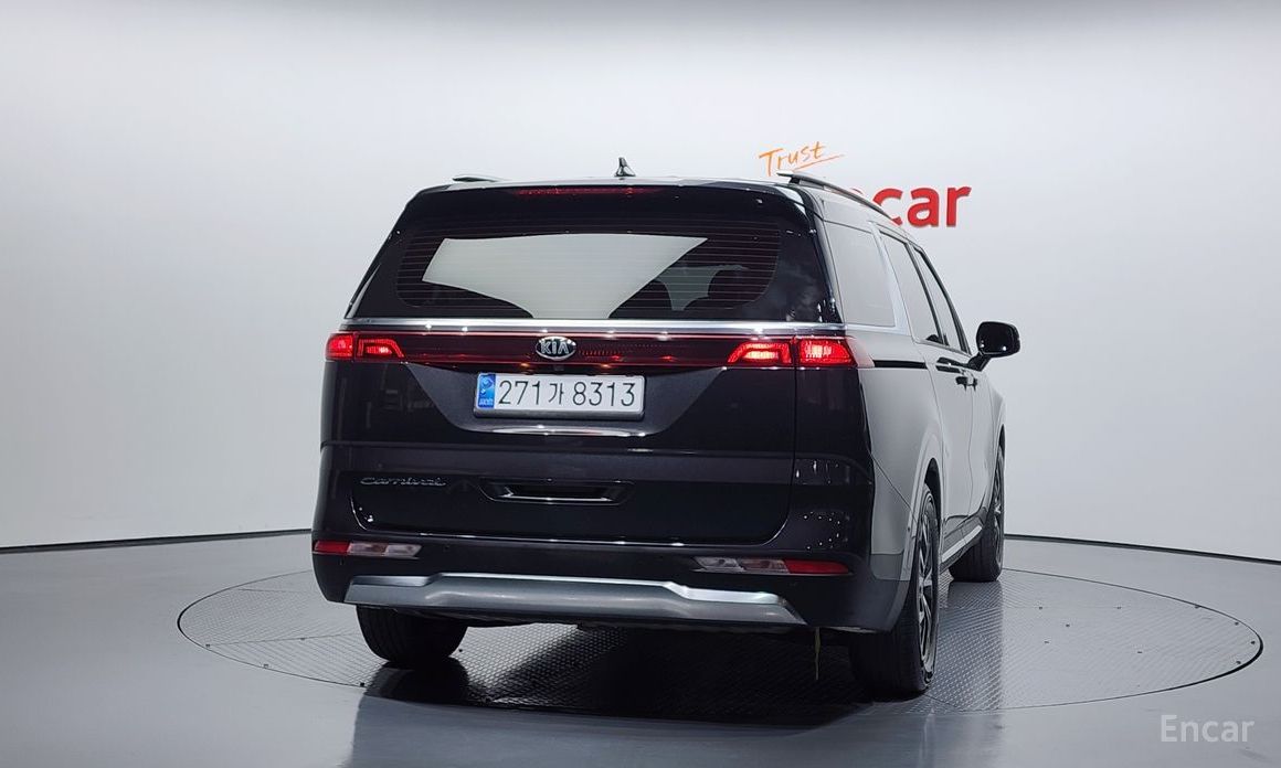  Kia Canival