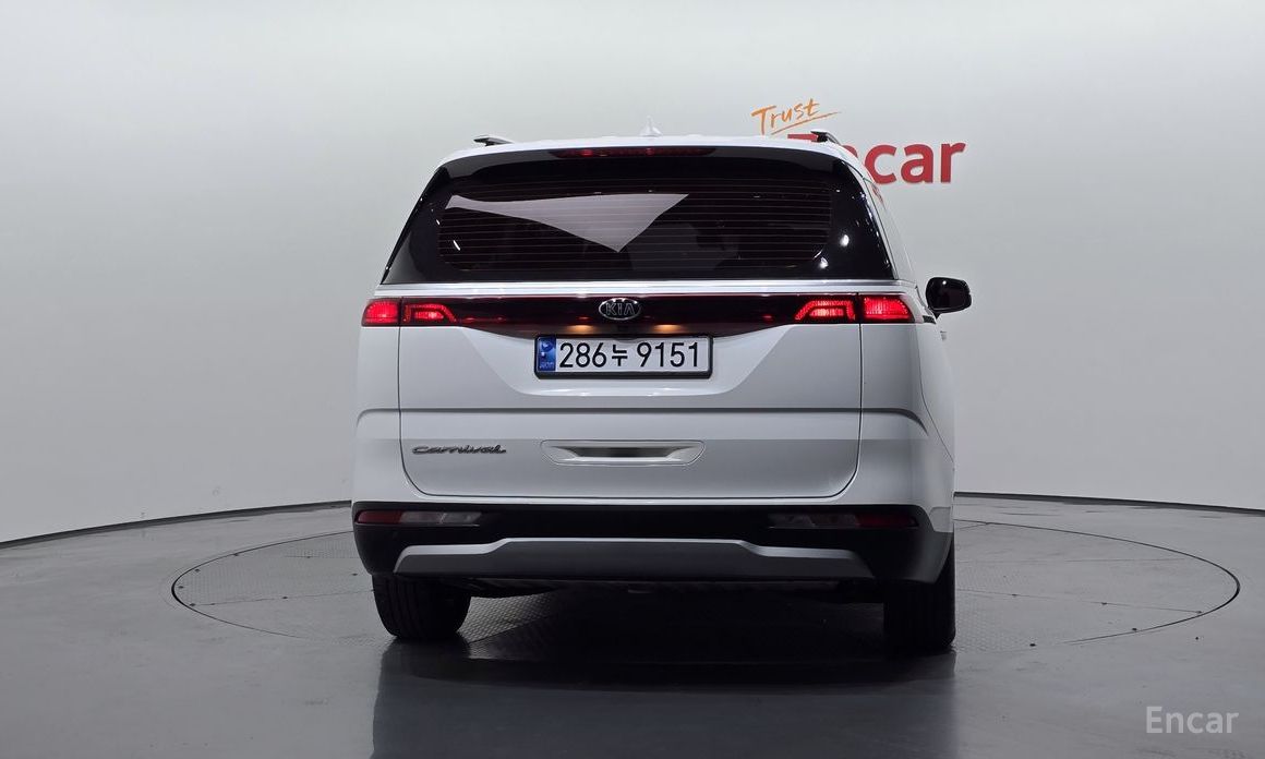  Kia Canival