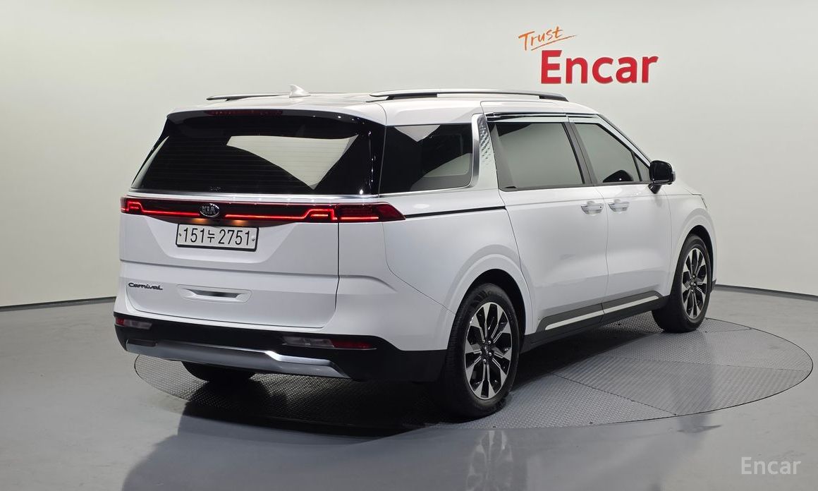  Kia Canival