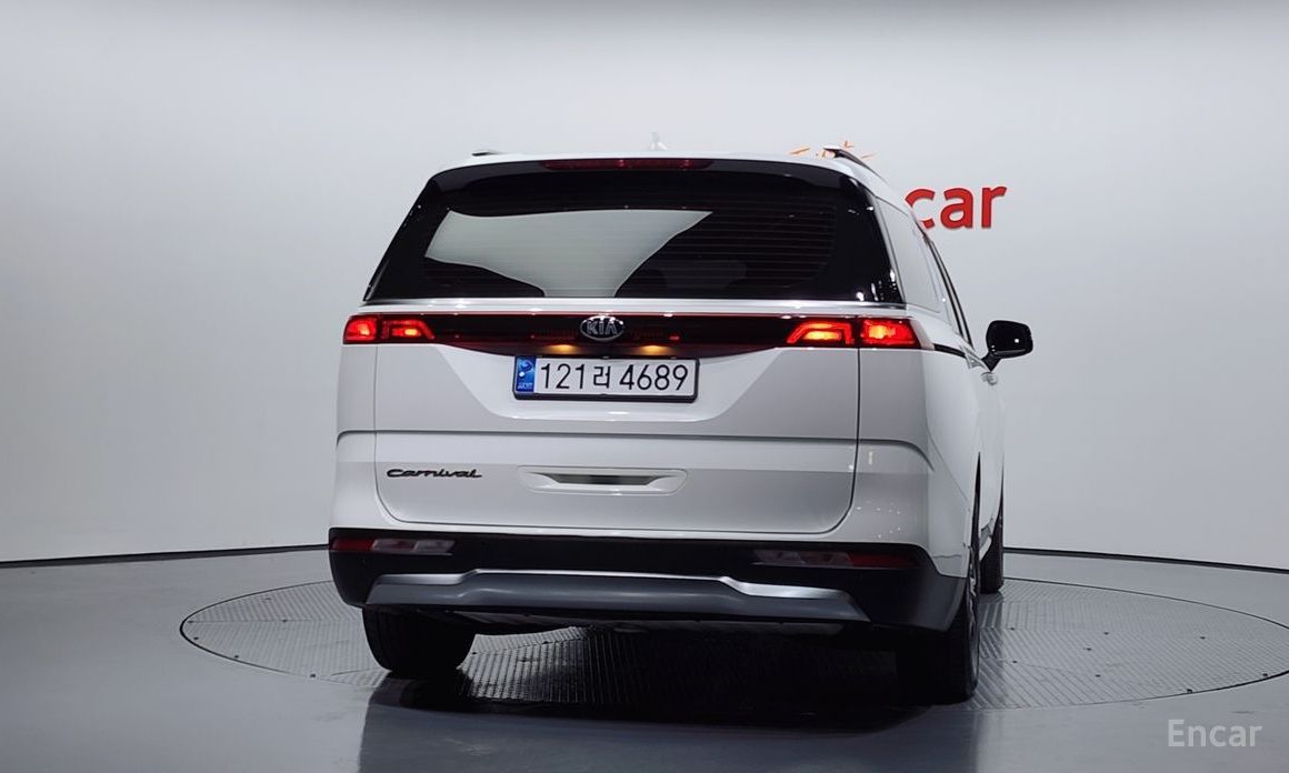  Kia Canival
