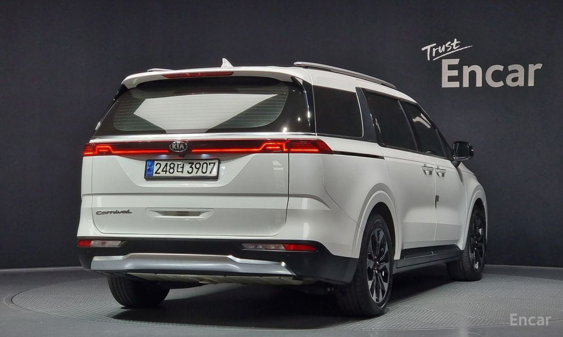  Kia Canival