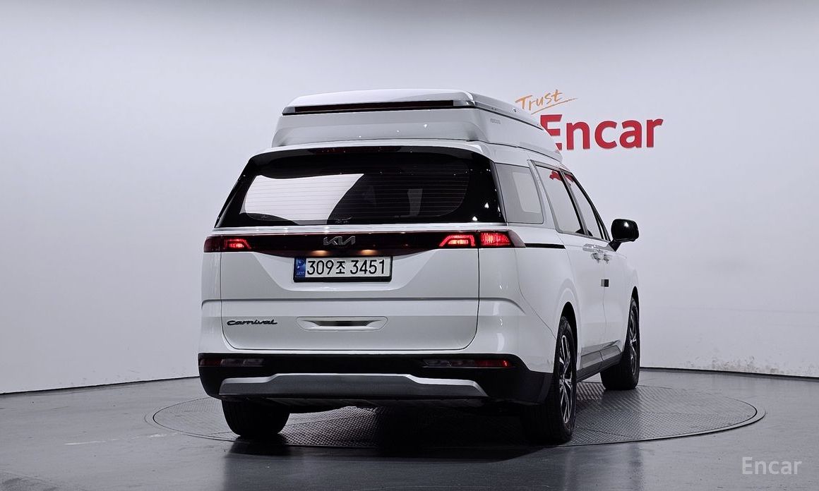  Kia Canival