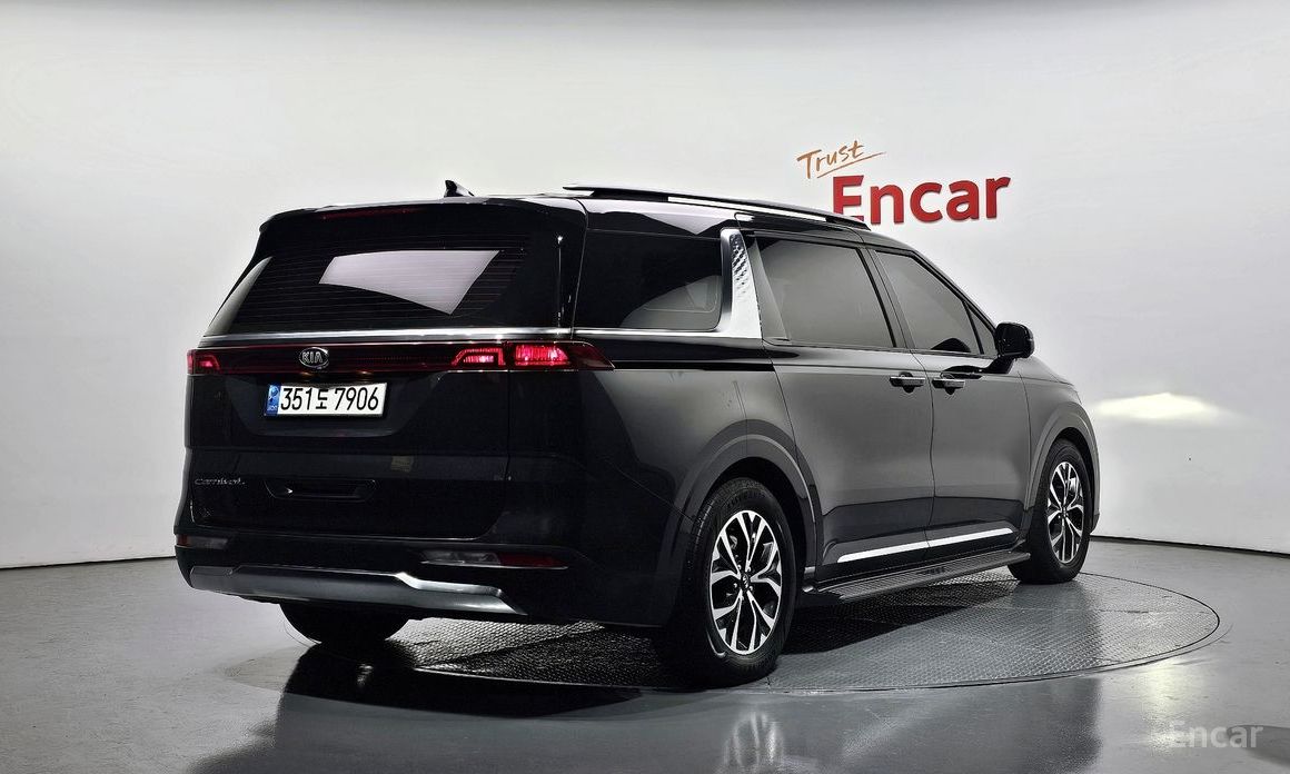  Kia Canival