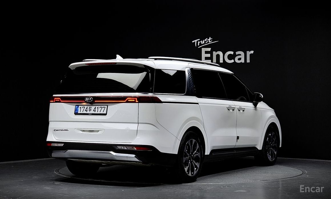  Kia Canival