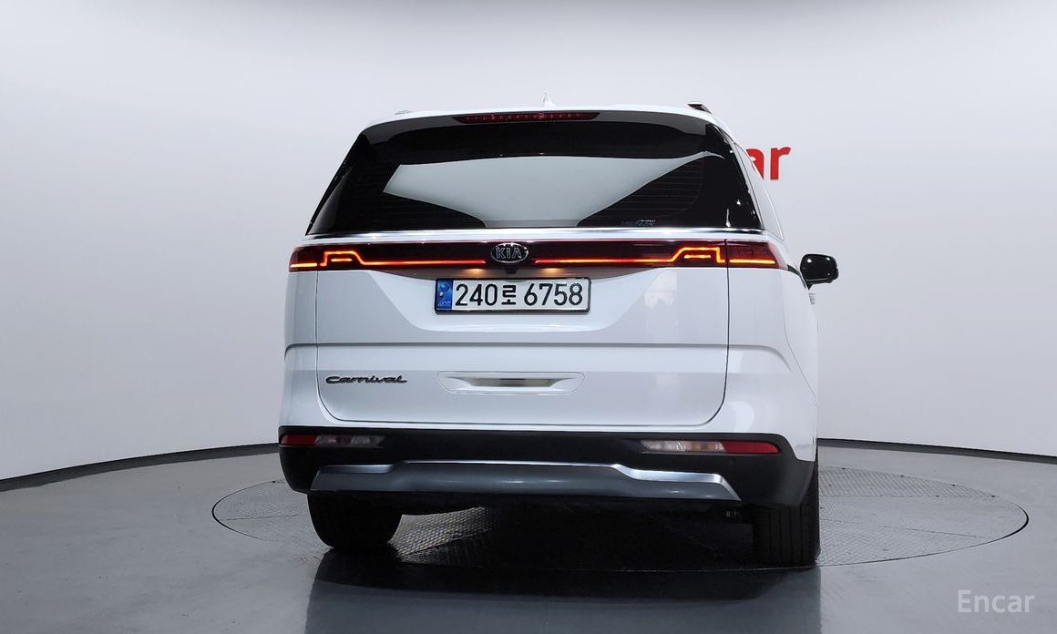  Kia Canival