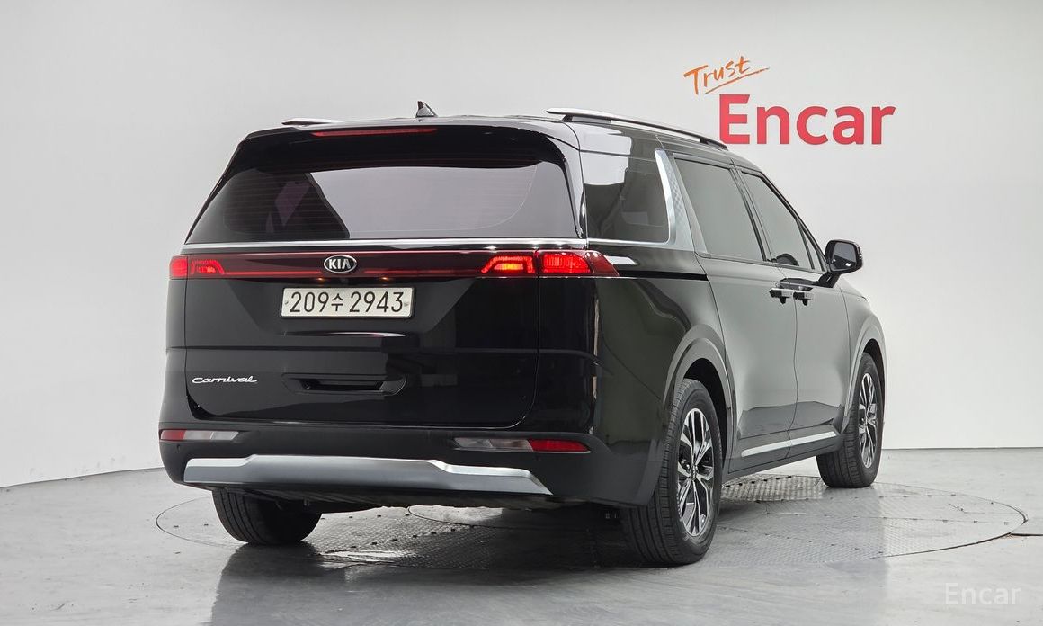  Kia Canival