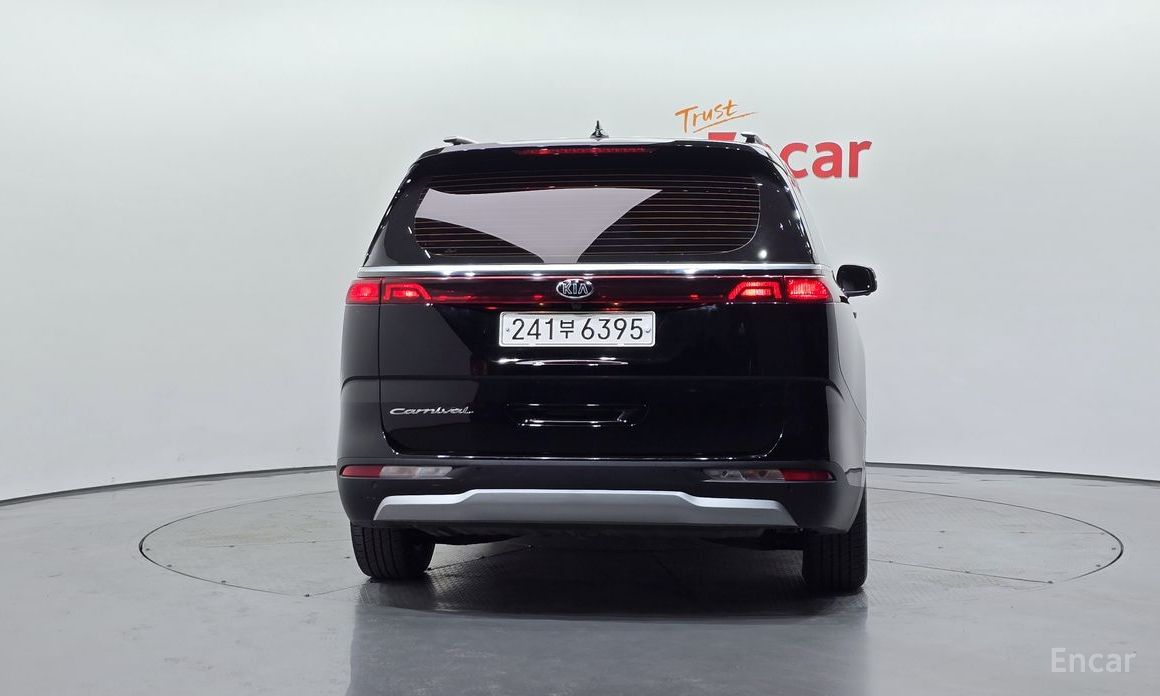  Kia Canival
