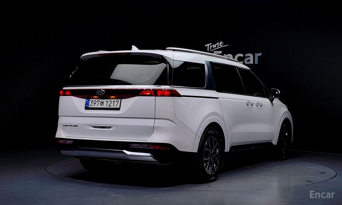 Kia Canival