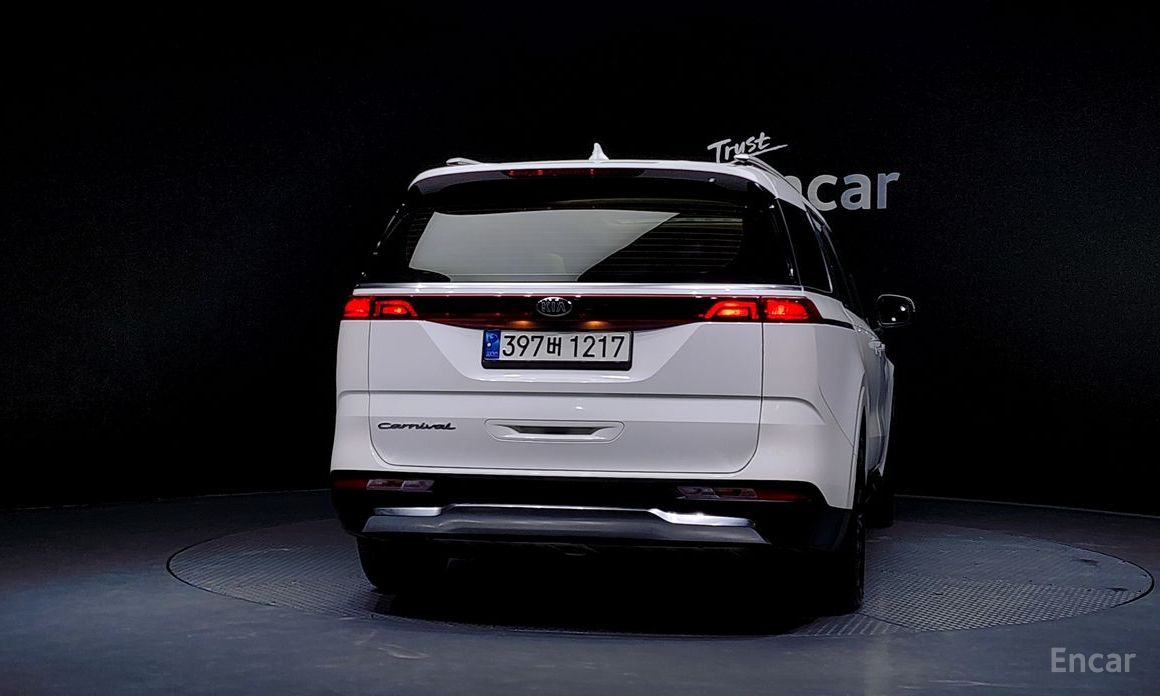  Kia Canival