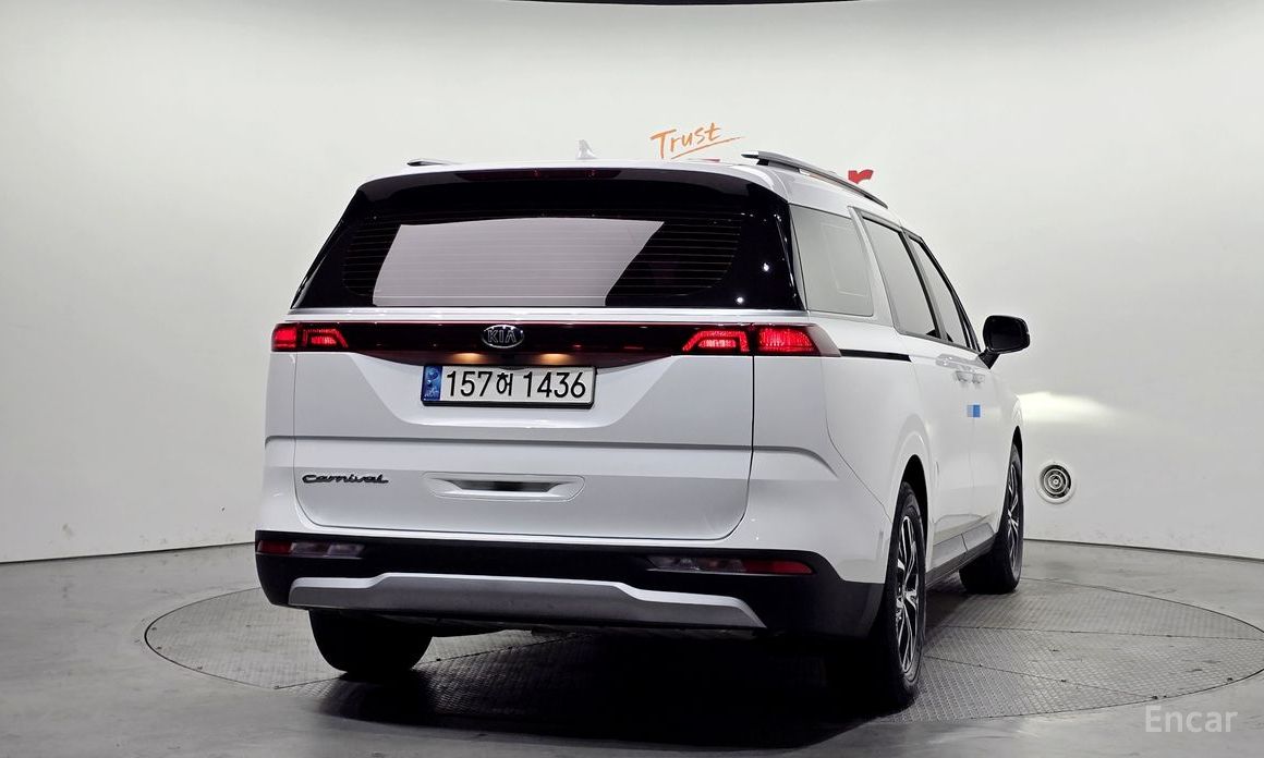  Kia Canival