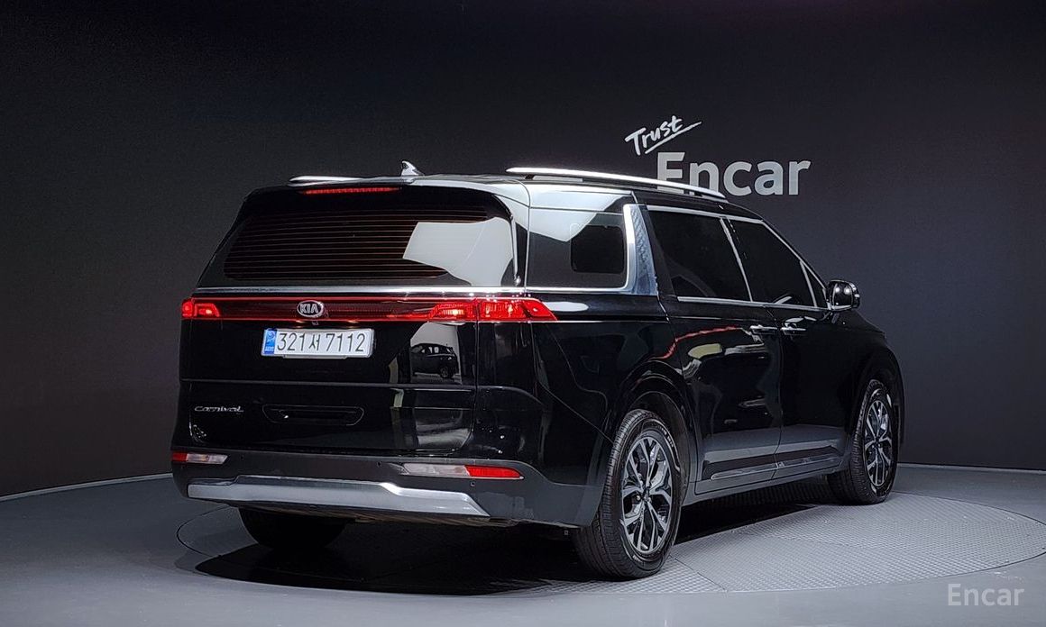  Kia Canival