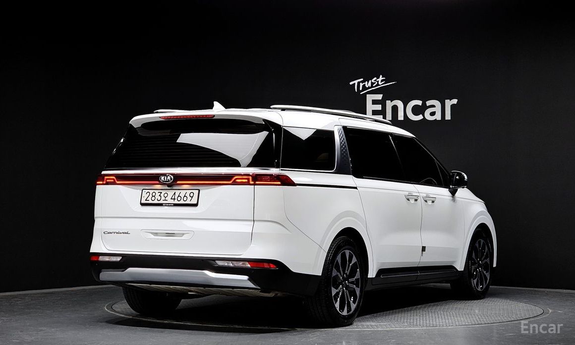  Kia Canival