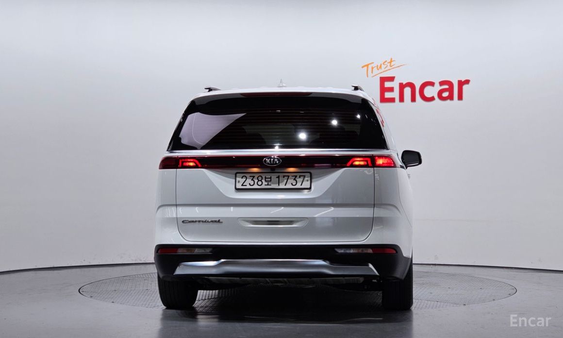  Kia Canival