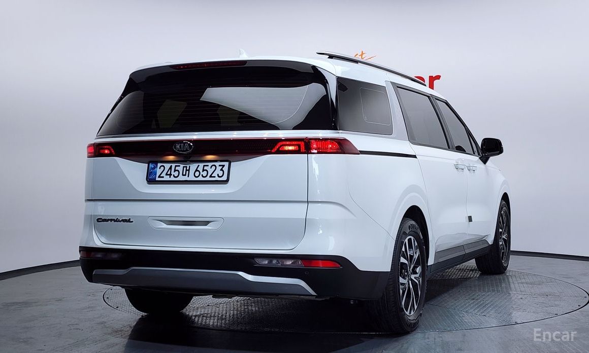  Kia Canival