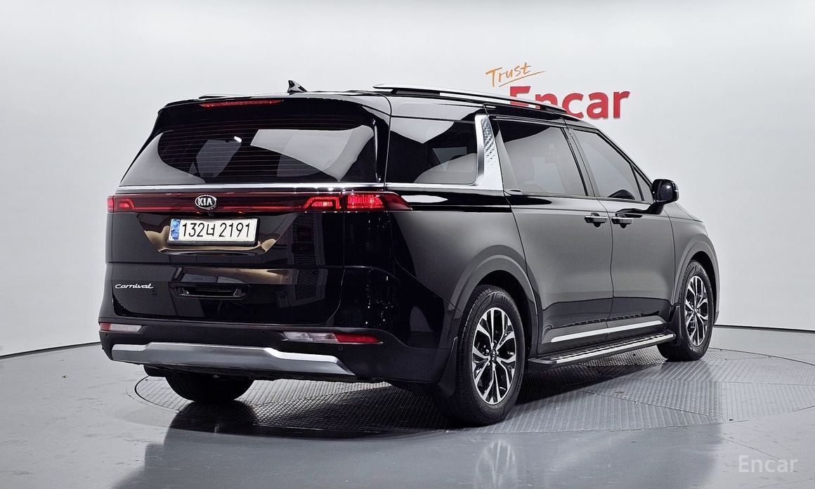  Kia Canival