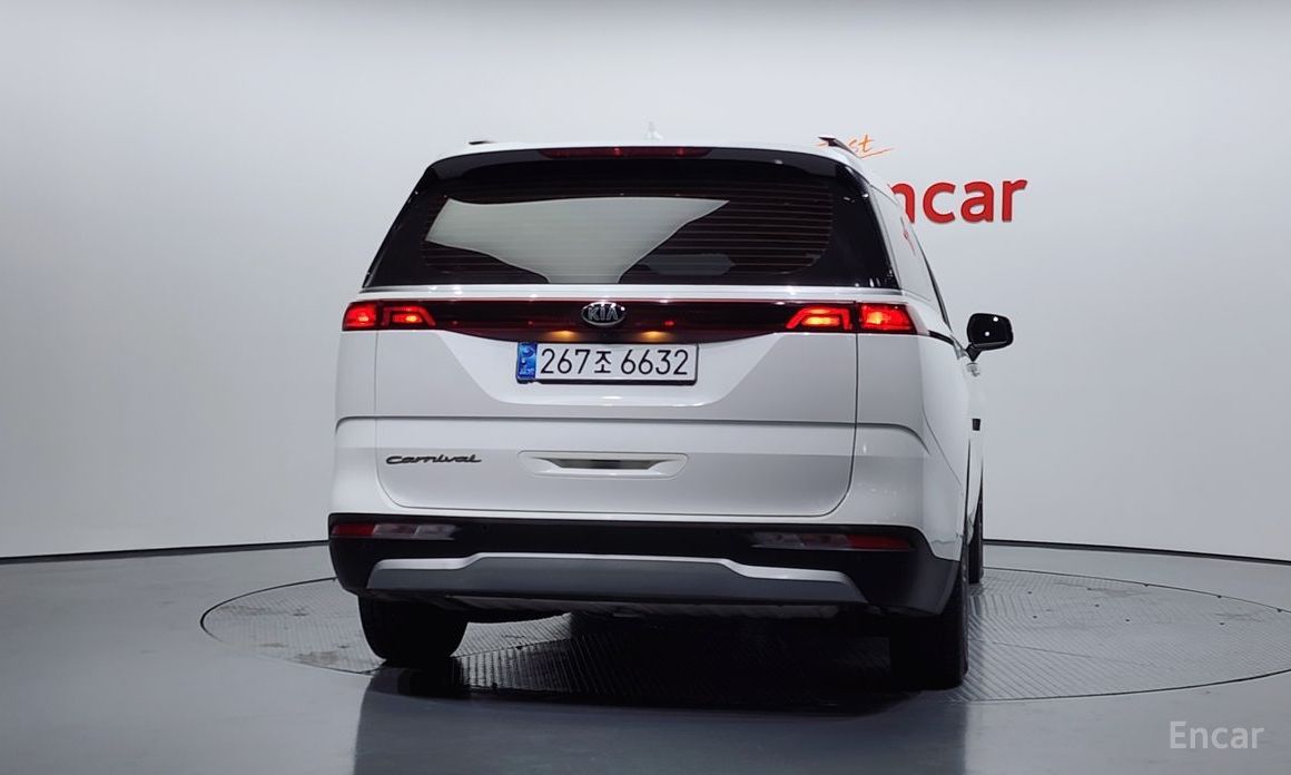  Kia Canival