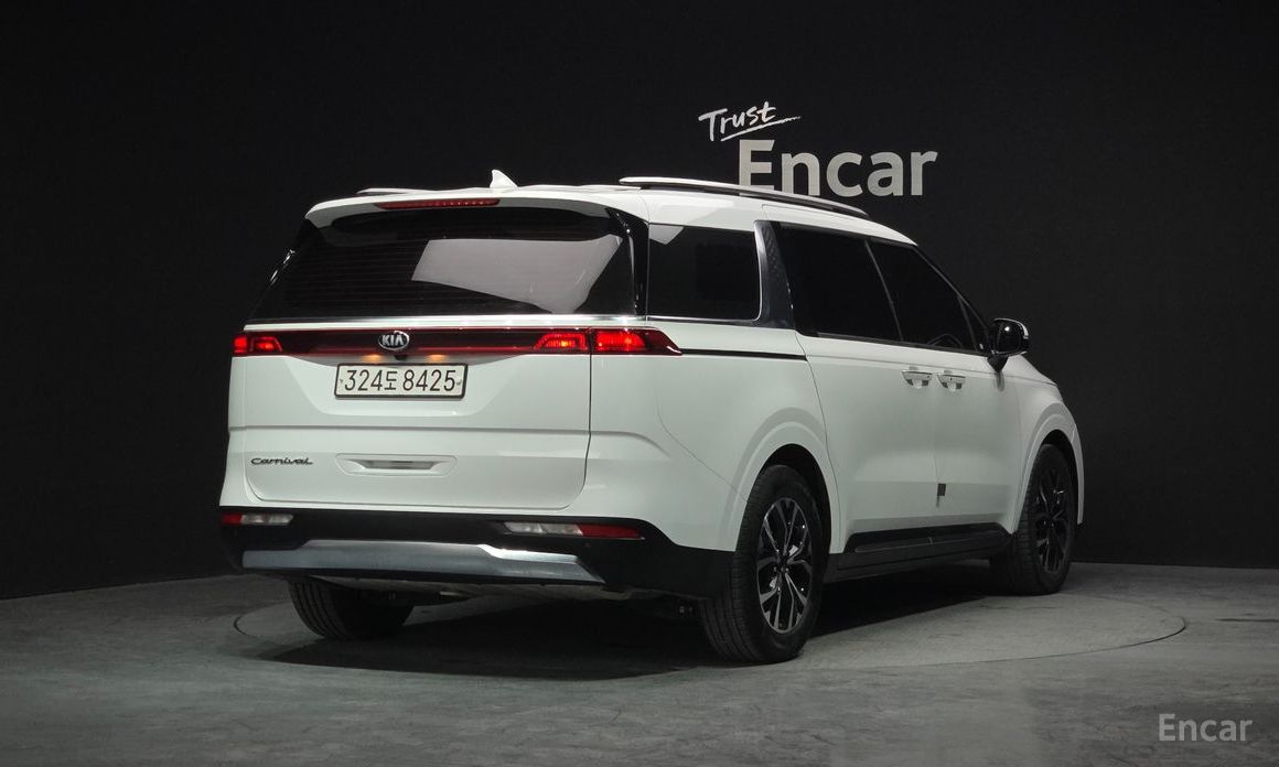  Kia Canival