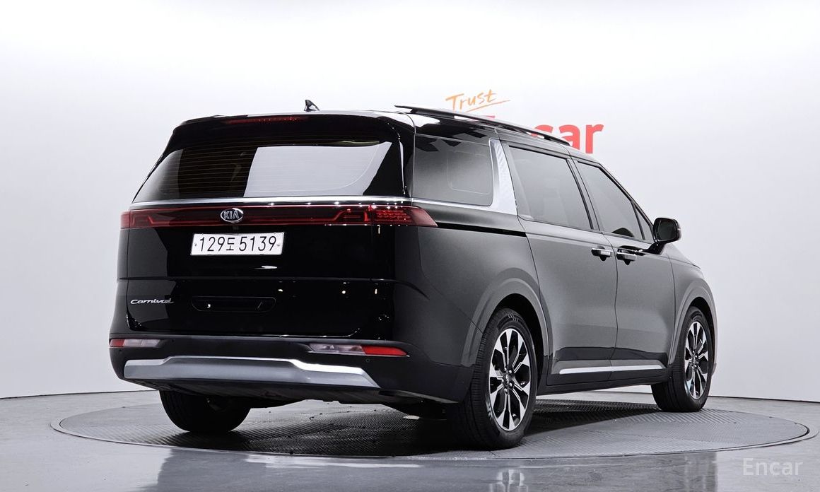  Kia Canival