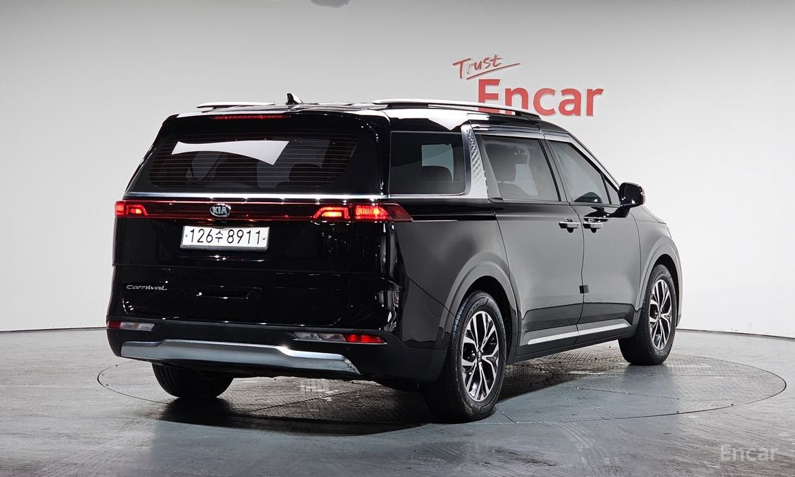  Kia Canival