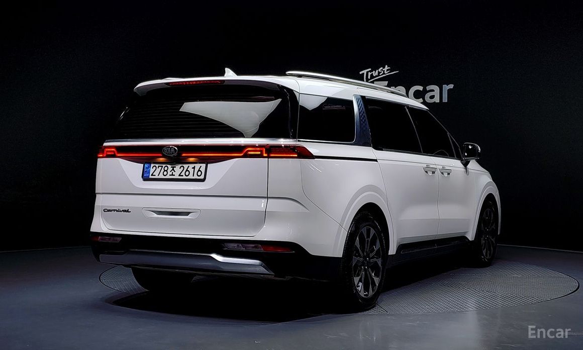  Kia Canival