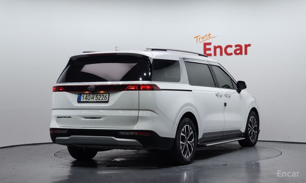  Kia Canival
