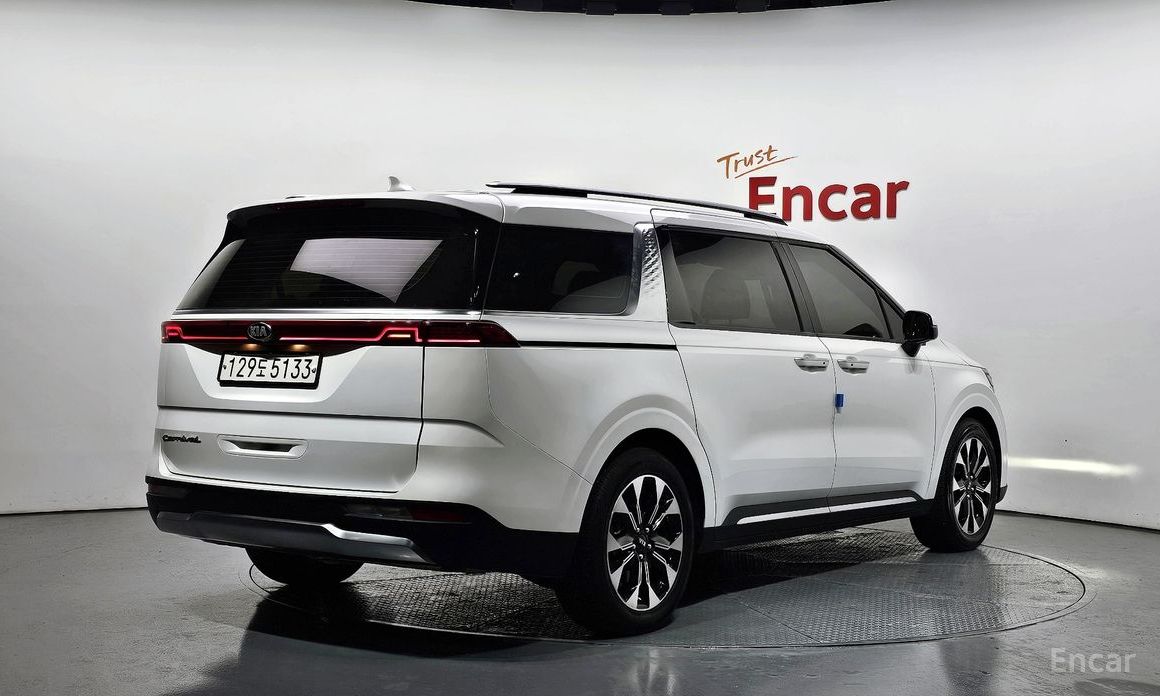  Kia Canival