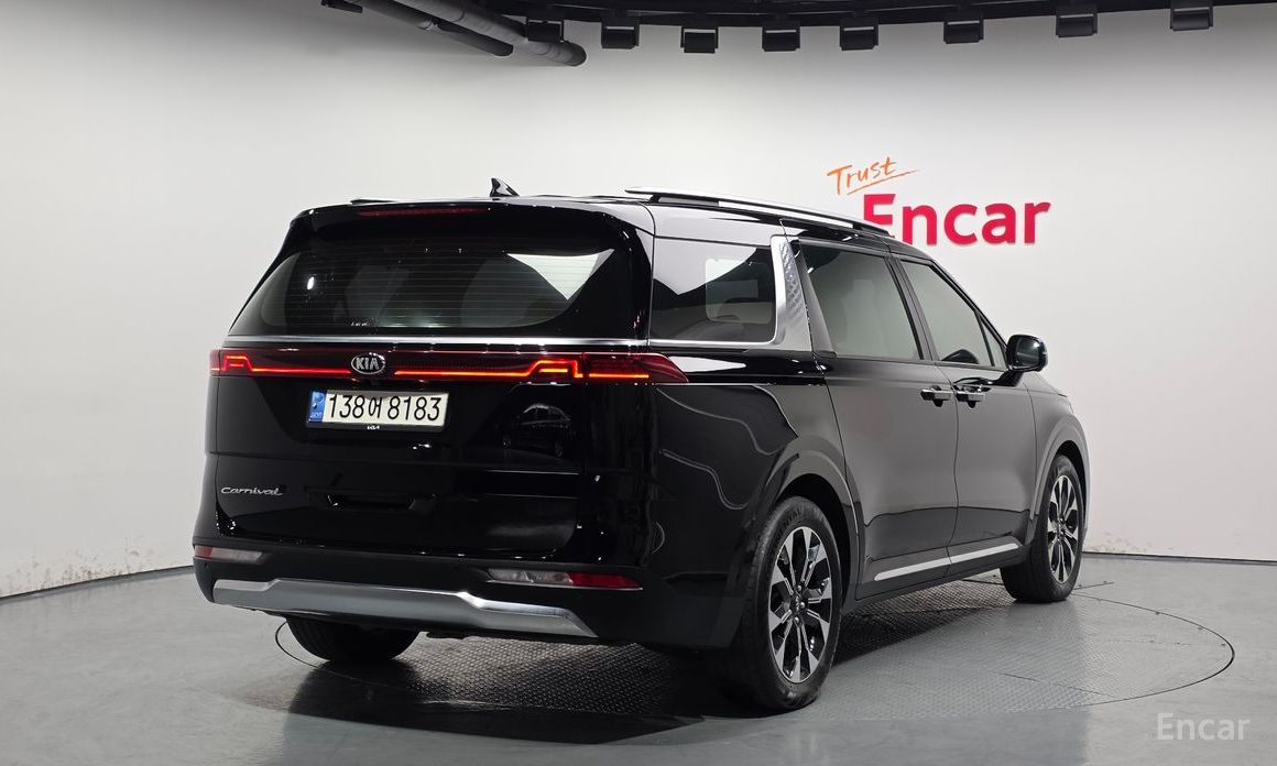  Kia Canival