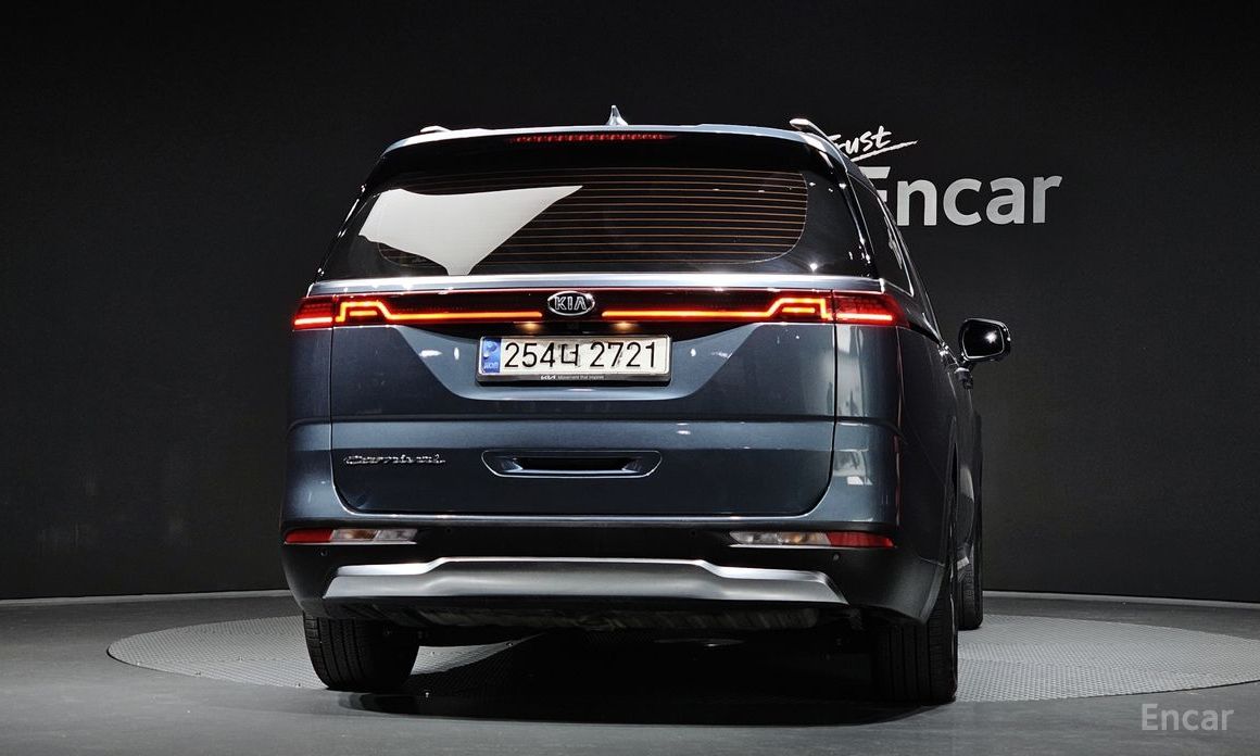  Kia Canival