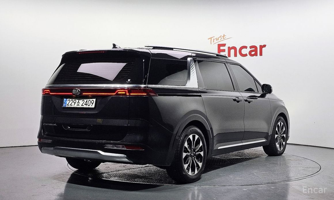  Kia Canival