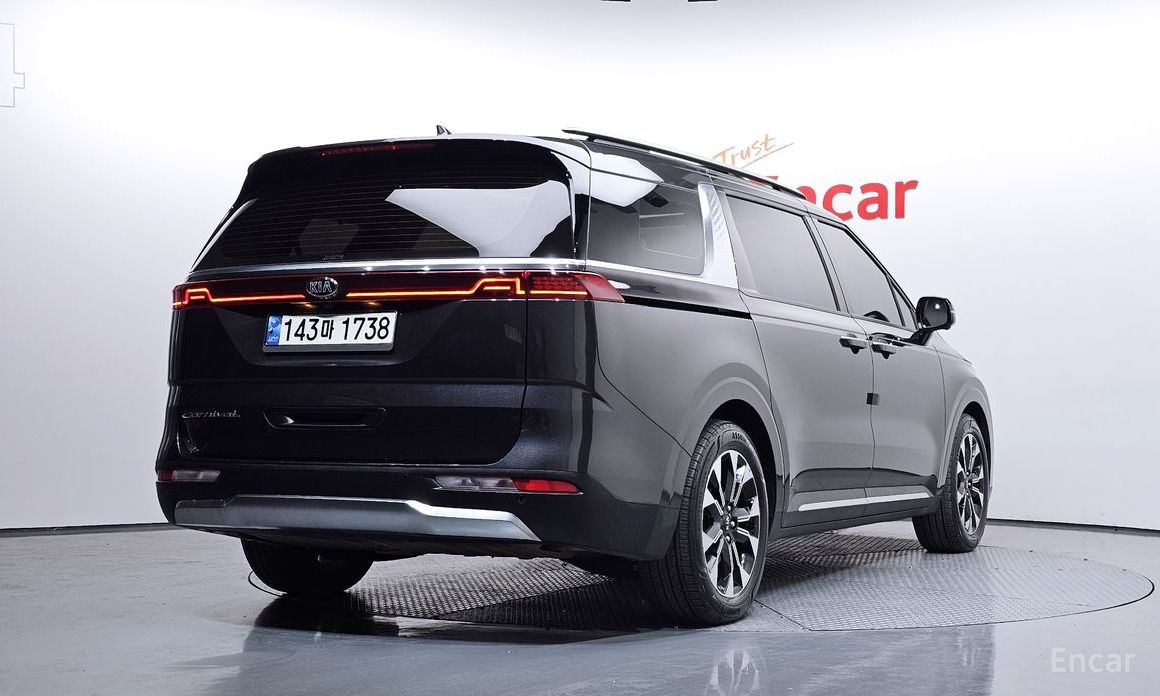  Kia Canival