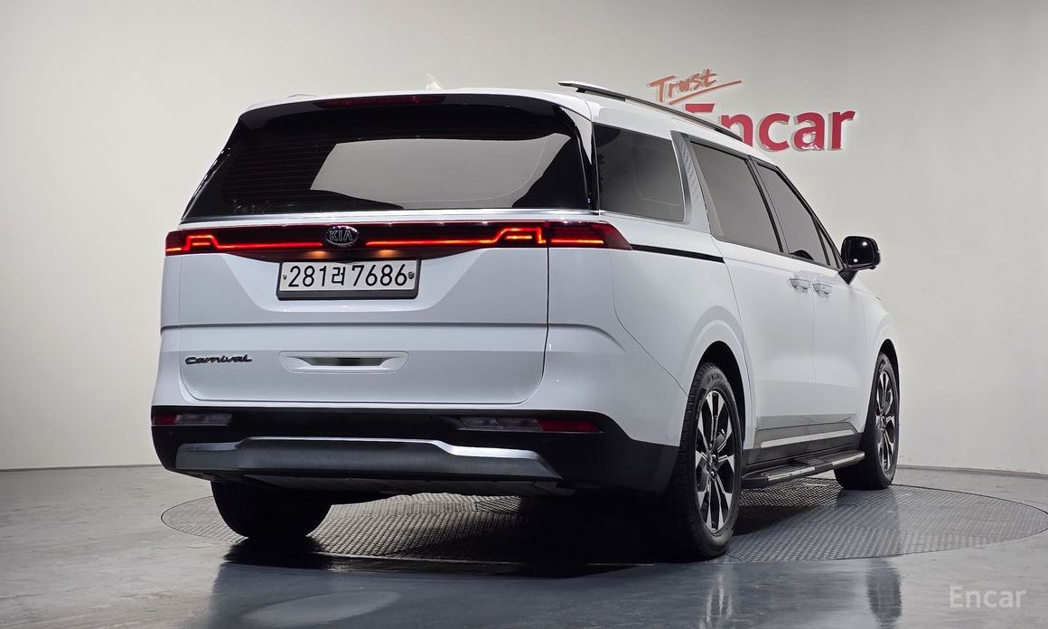  Kia Canival