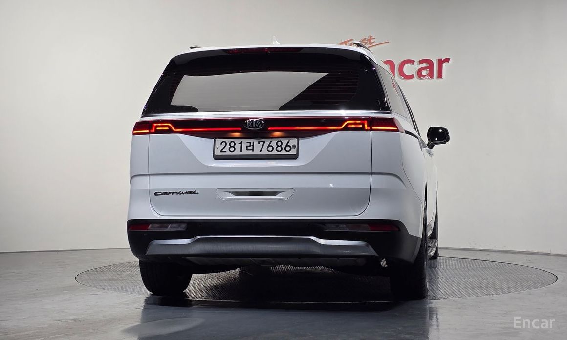  Kia Canival
