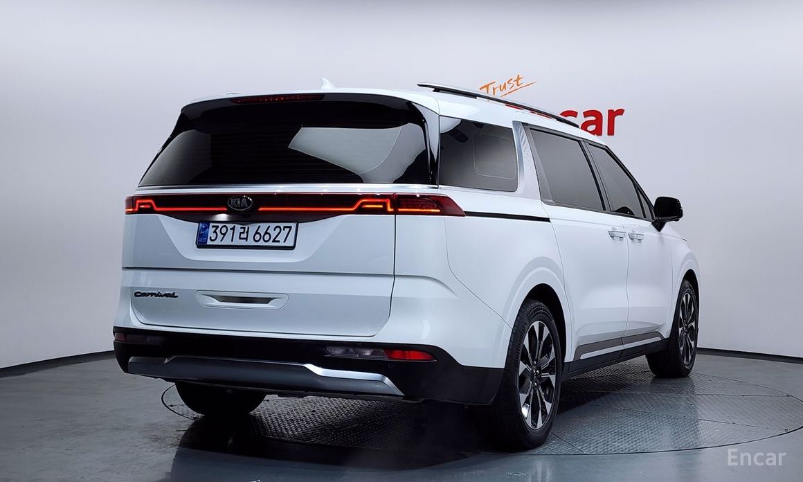  Kia Canival