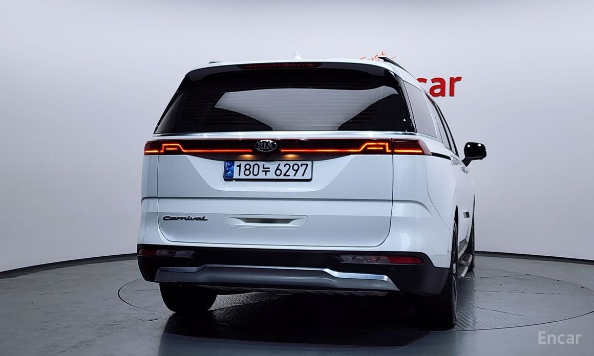  Kia Canival
