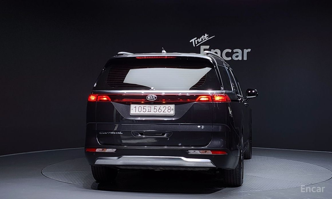  Kia Canival