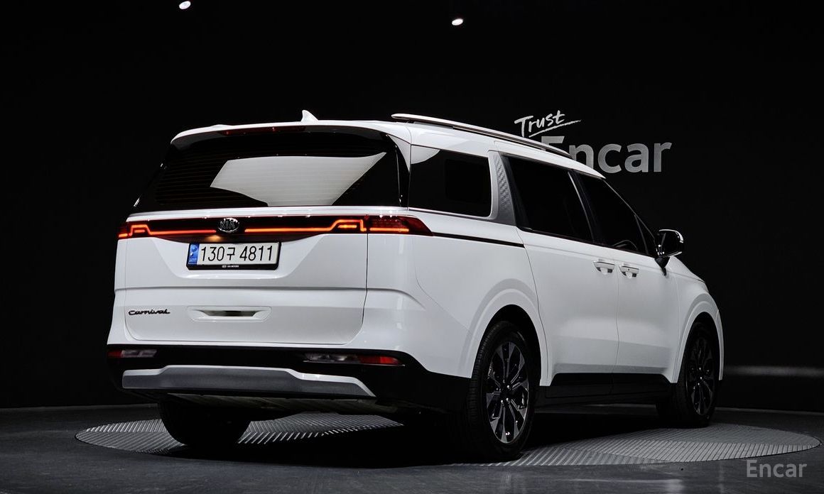  Kia Canival