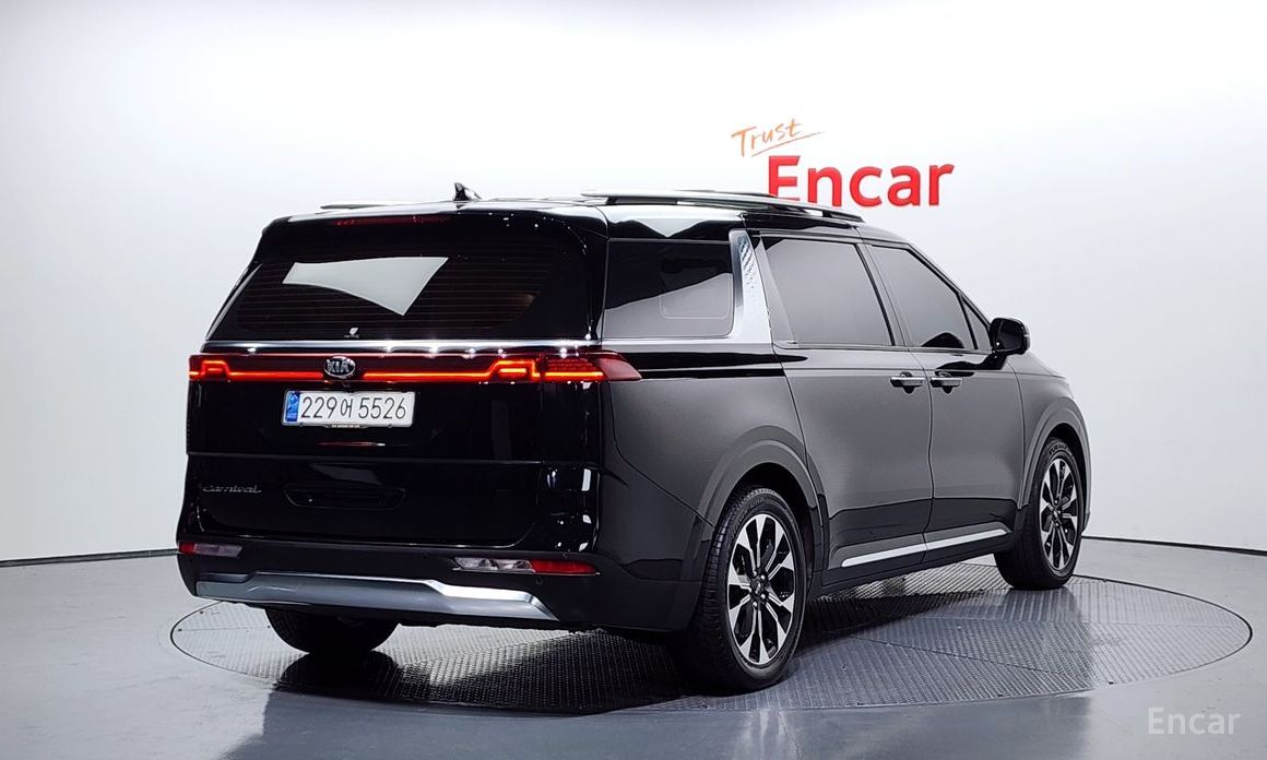  Kia Canival