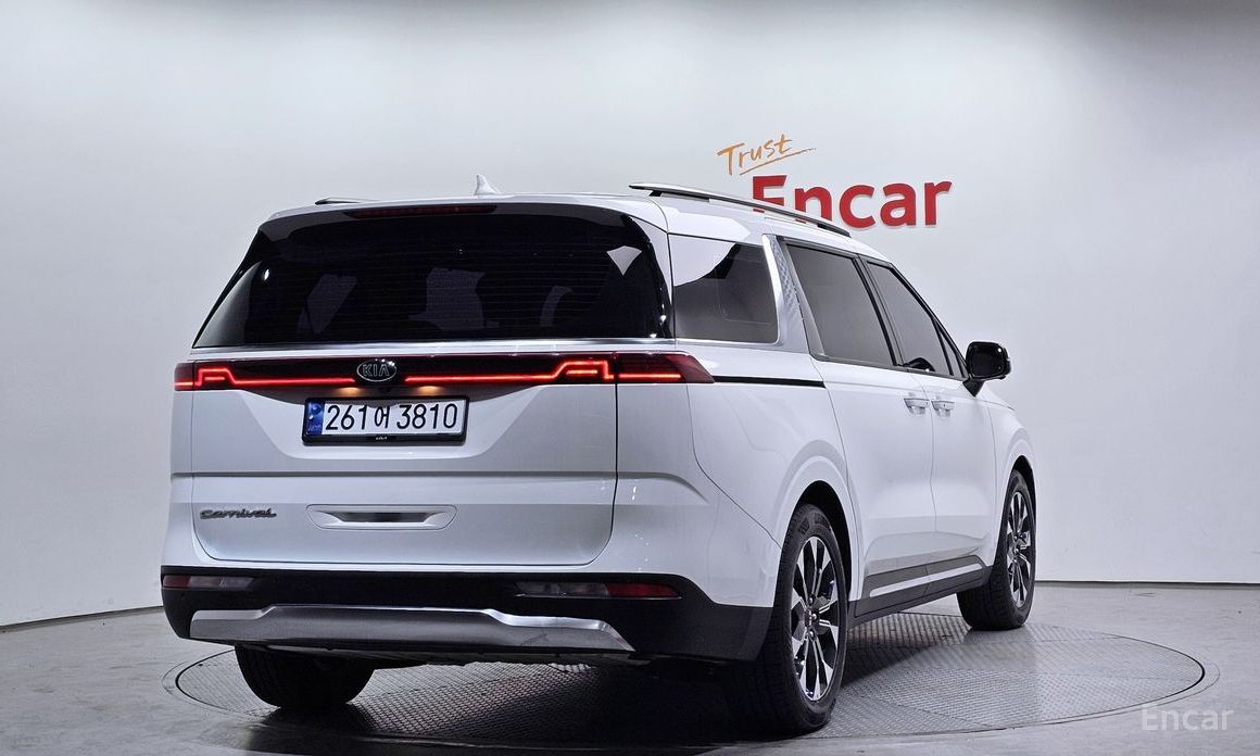  Kia Canival