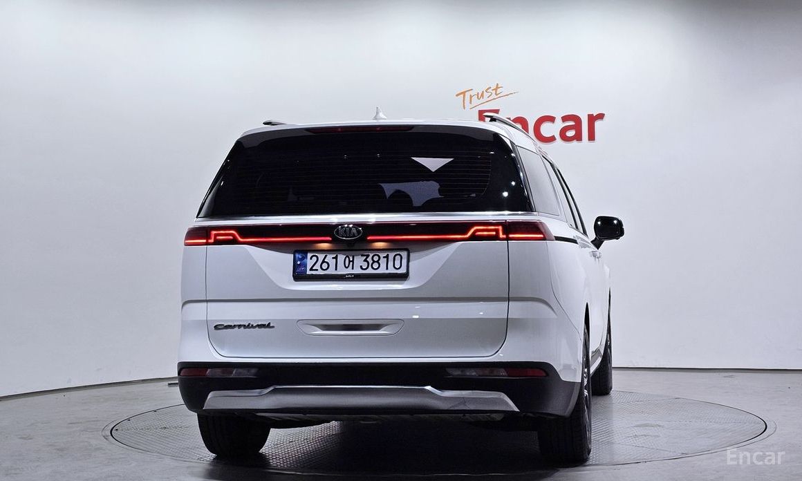 Kia Canival