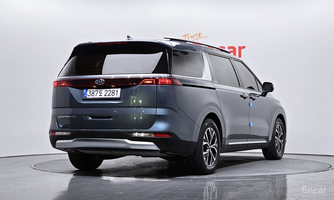  Kia Canival