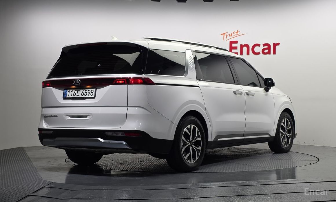  Kia Canival