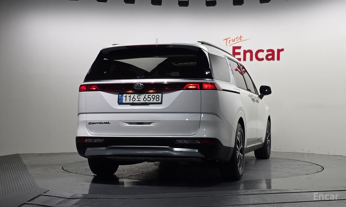  Kia Canival