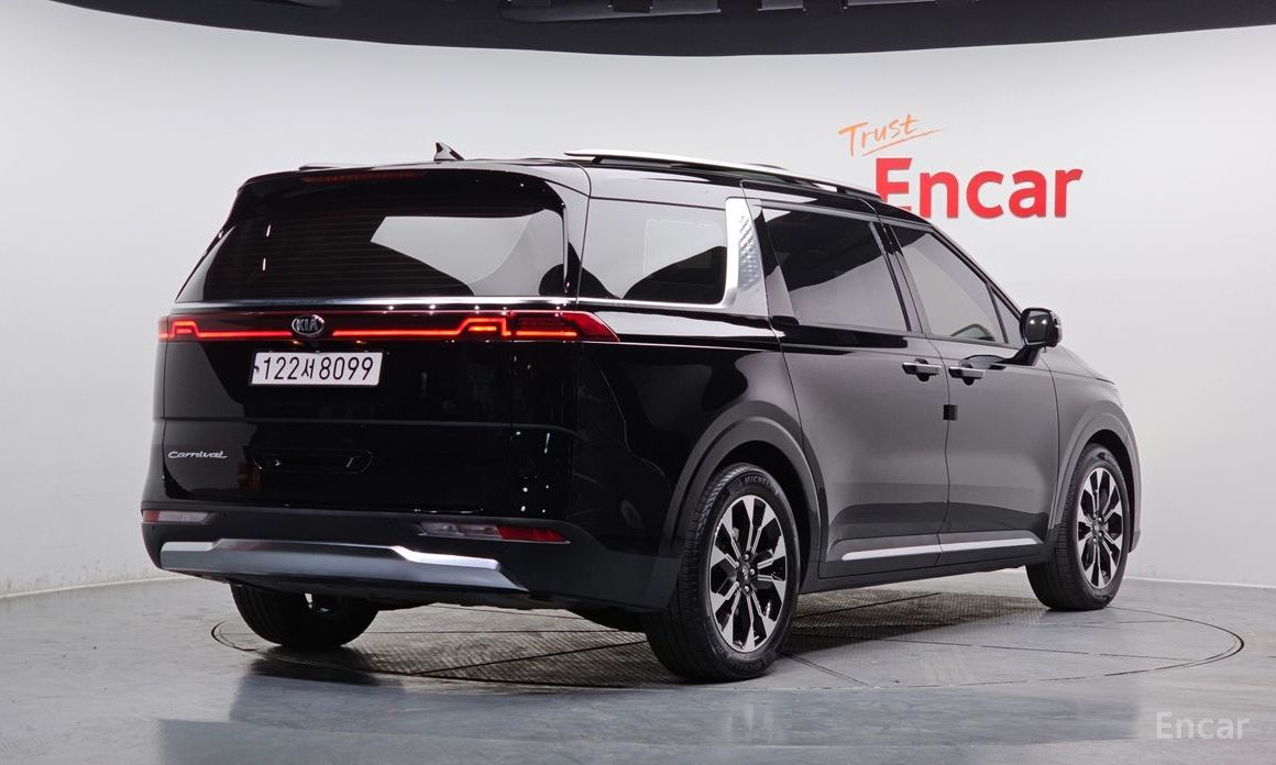  Kia Canival