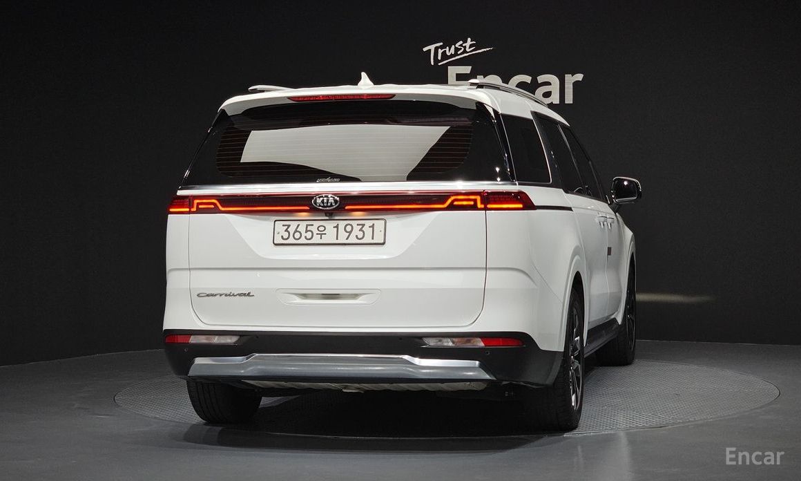  Kia Canival
